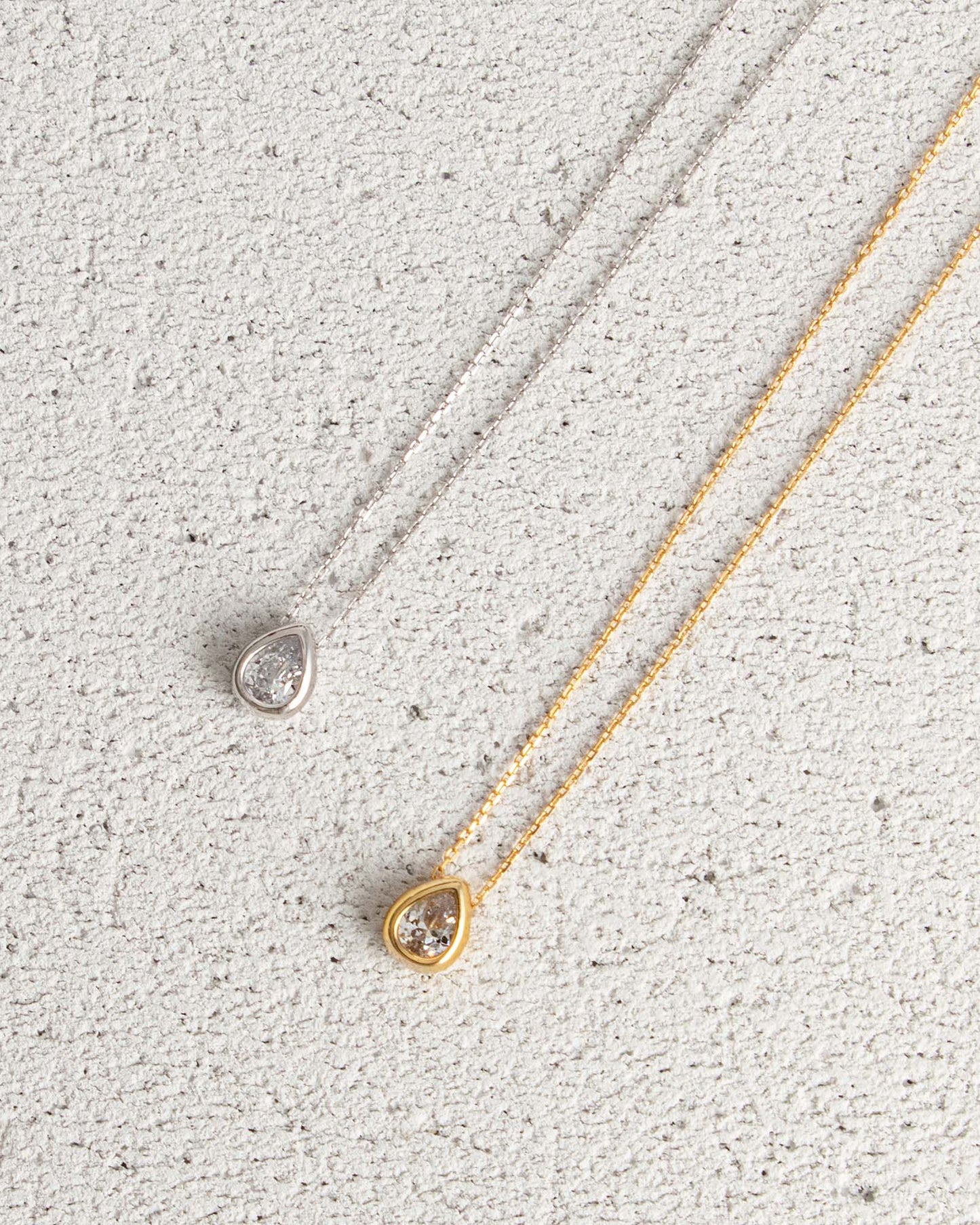 Collier Sia